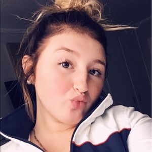 Meet your Posher, Raina